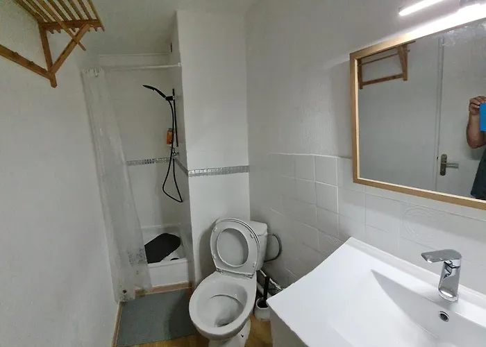 2 P 100 M De La Agde